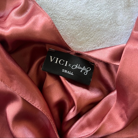 Vici x Hayley Capsule Collection Opal Satin Midi Dress - Picture 5 of 9